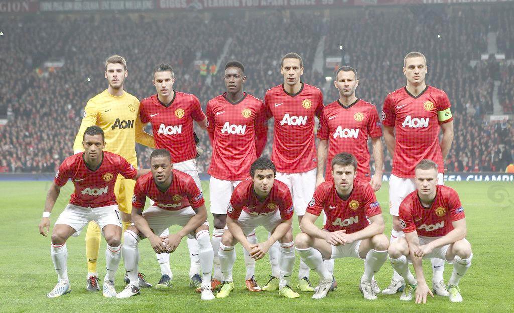 队树立了一 队树立了一