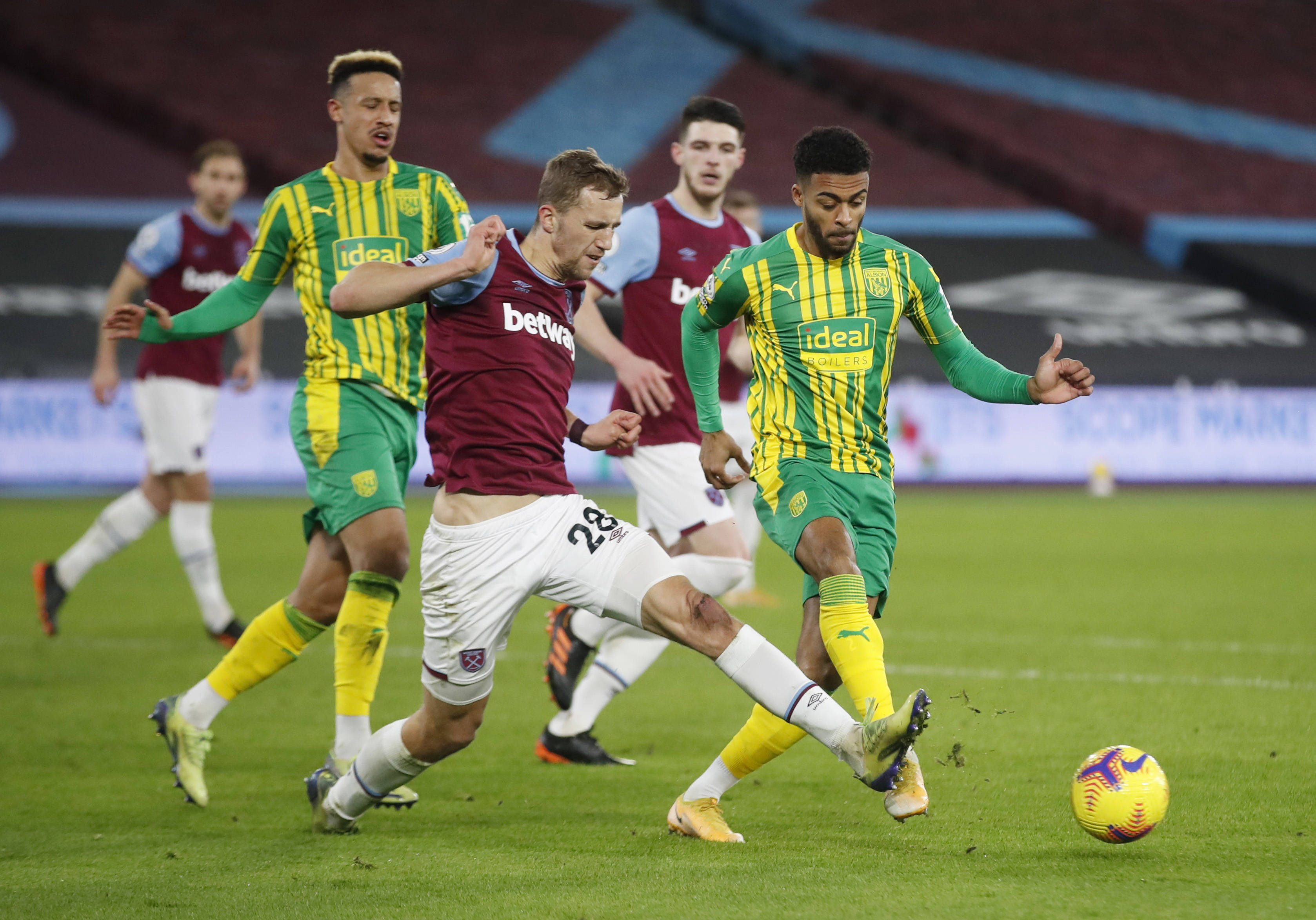 位置进一步 位置进一步