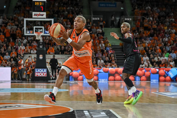 布伦特福德 布伦特福德